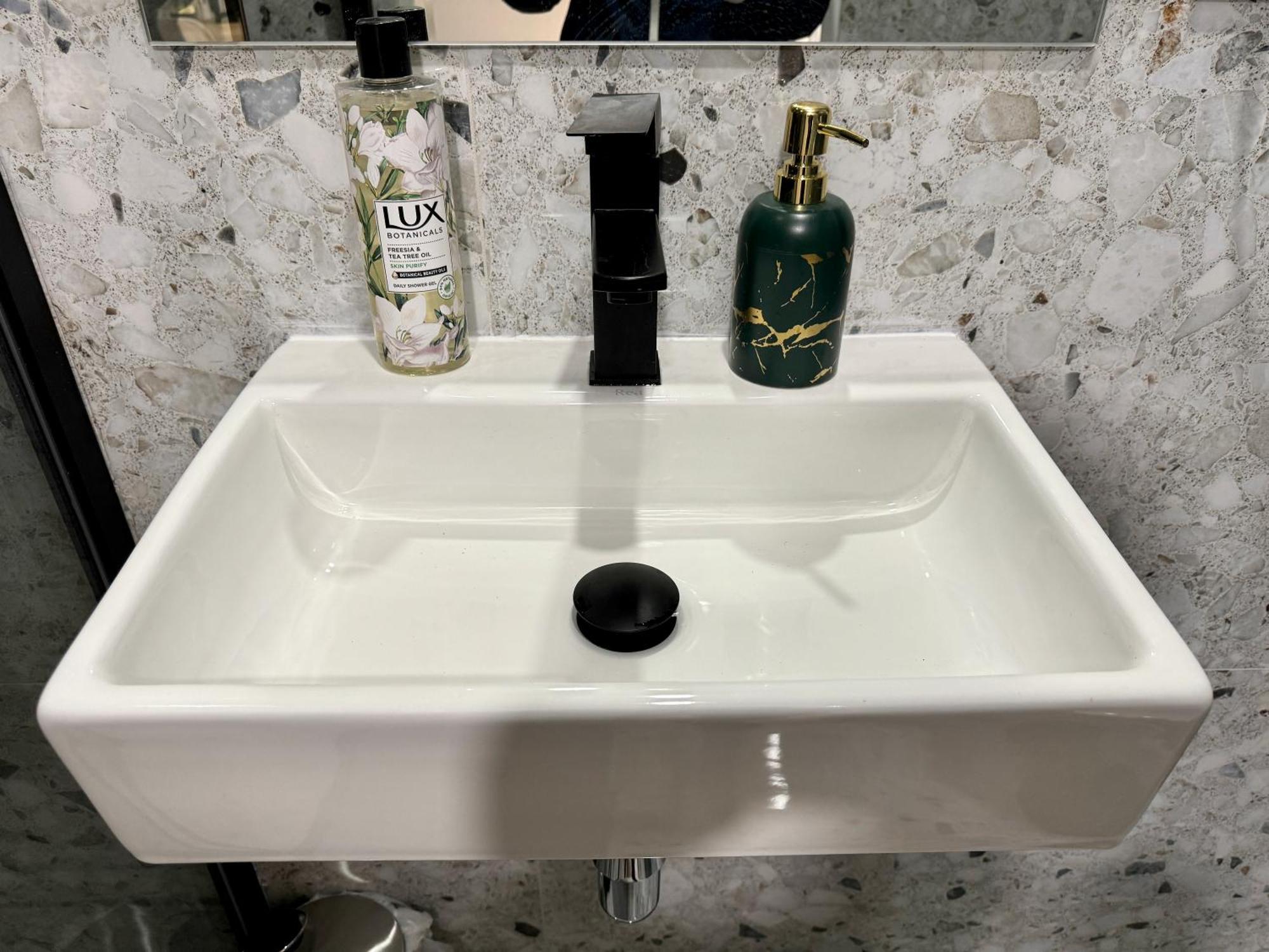 Zitna Downtown Apartments براغ المظهر الخارجي الصورة