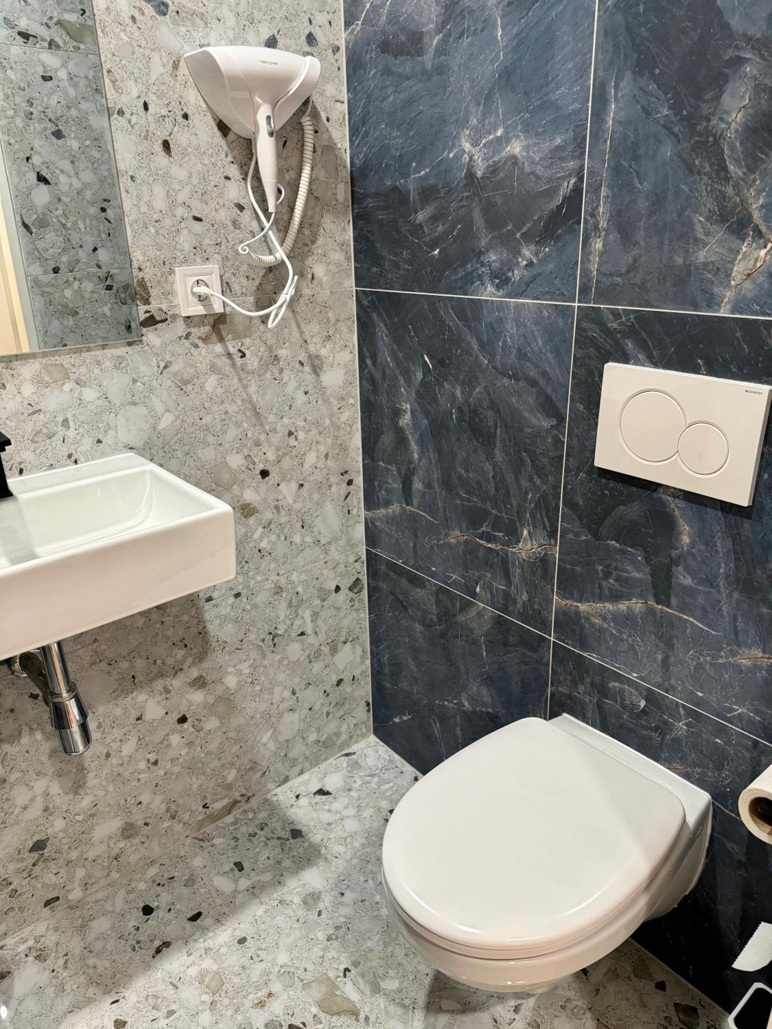 Zitna Downtown Apartments براغ المظهر الخارجي الصورة