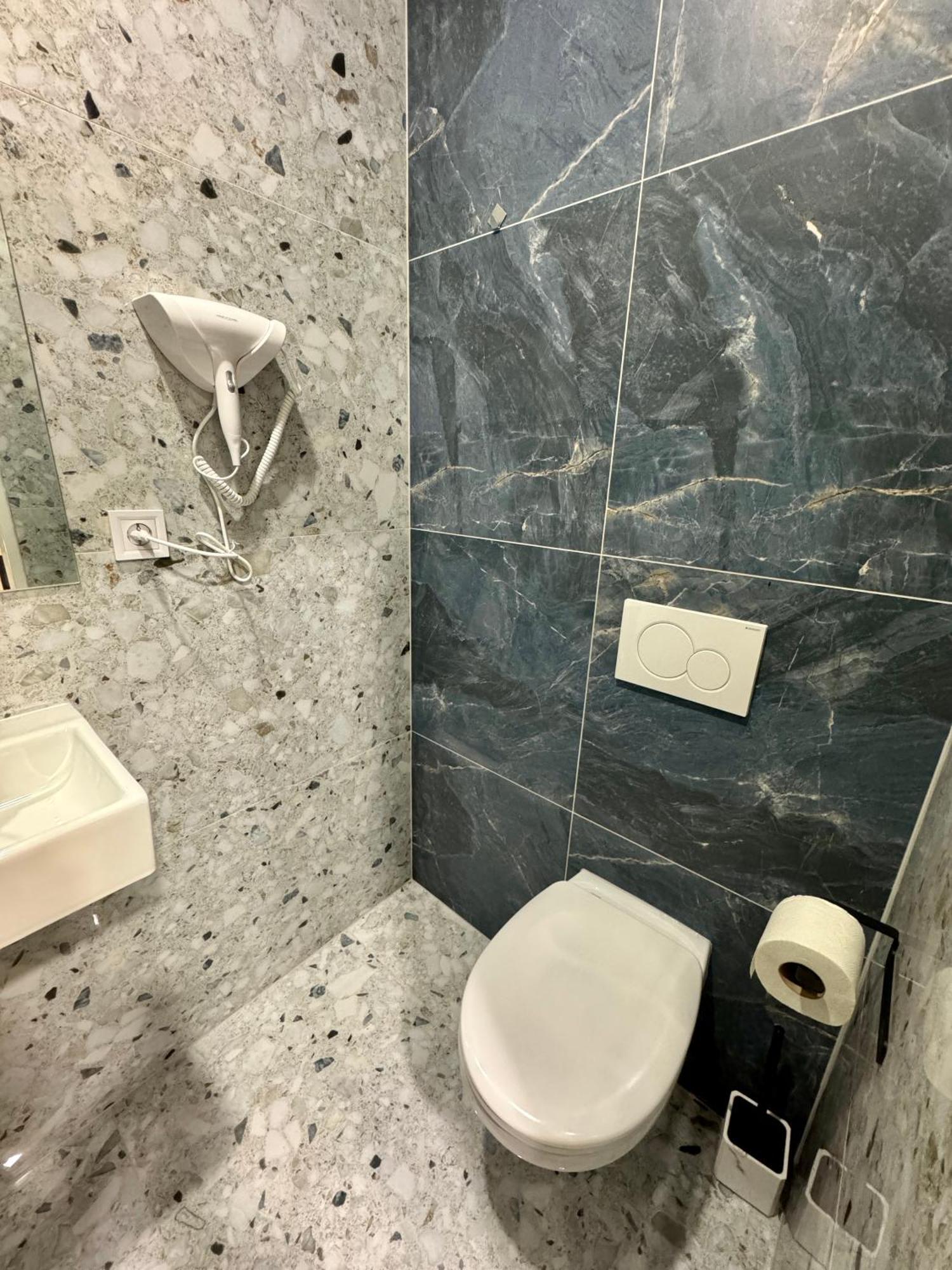 Zitna Downtown Apartments براغ المظهر الخارجي الصورة